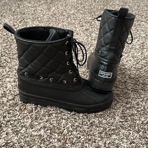 Women’s Sperry winter boots